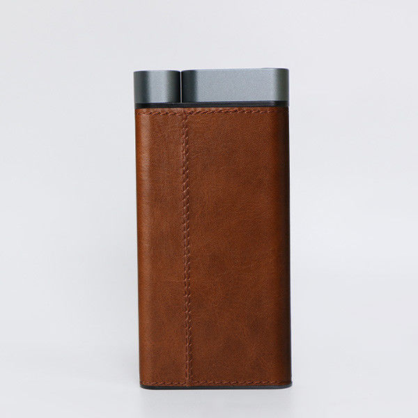 10000mAh Güç Bankası Metal Kabuk Deri Finish 2pcs USB-A 1pc Type-C Portlar