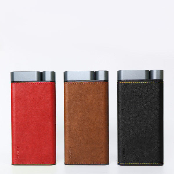 10000mAh PD20W Güç Bankası Metal Kabuk Deri Finish 2pcs USB-A 1PC Type-C Portları